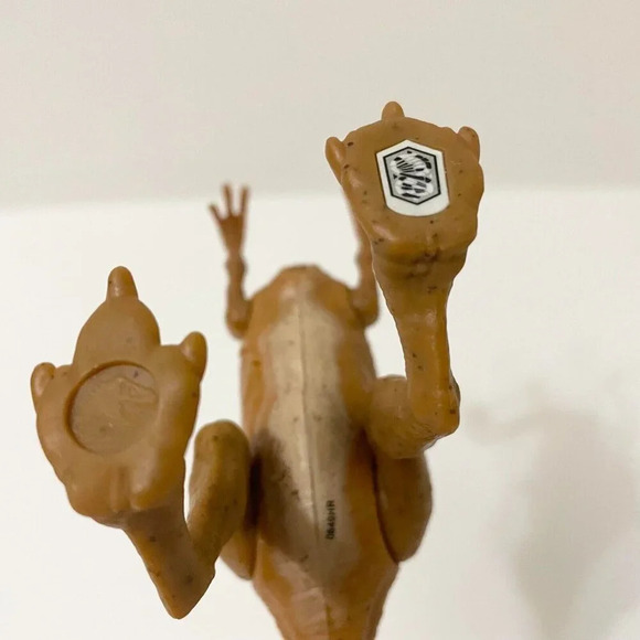 Jurassic World Battle Damage Dinosaur Action Figure - Picture 10 of 16